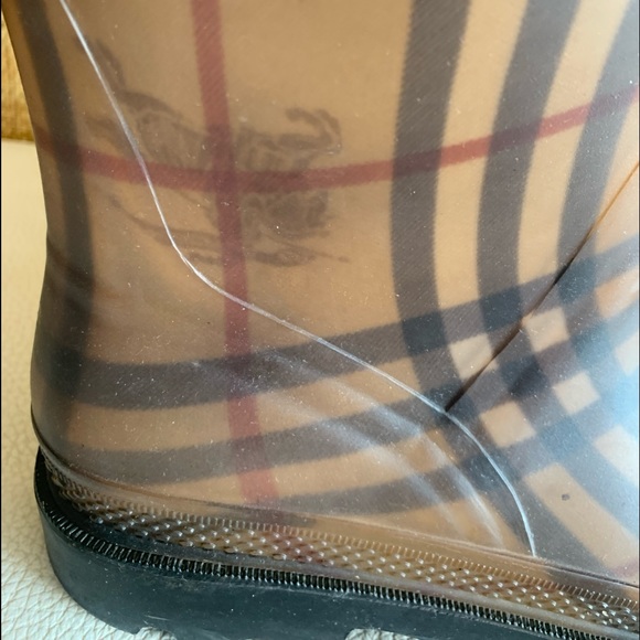 BURBERRY Authentic Rubber Printed Rain Boots. Size 37. Made in Italy. - Picture 5 of 12